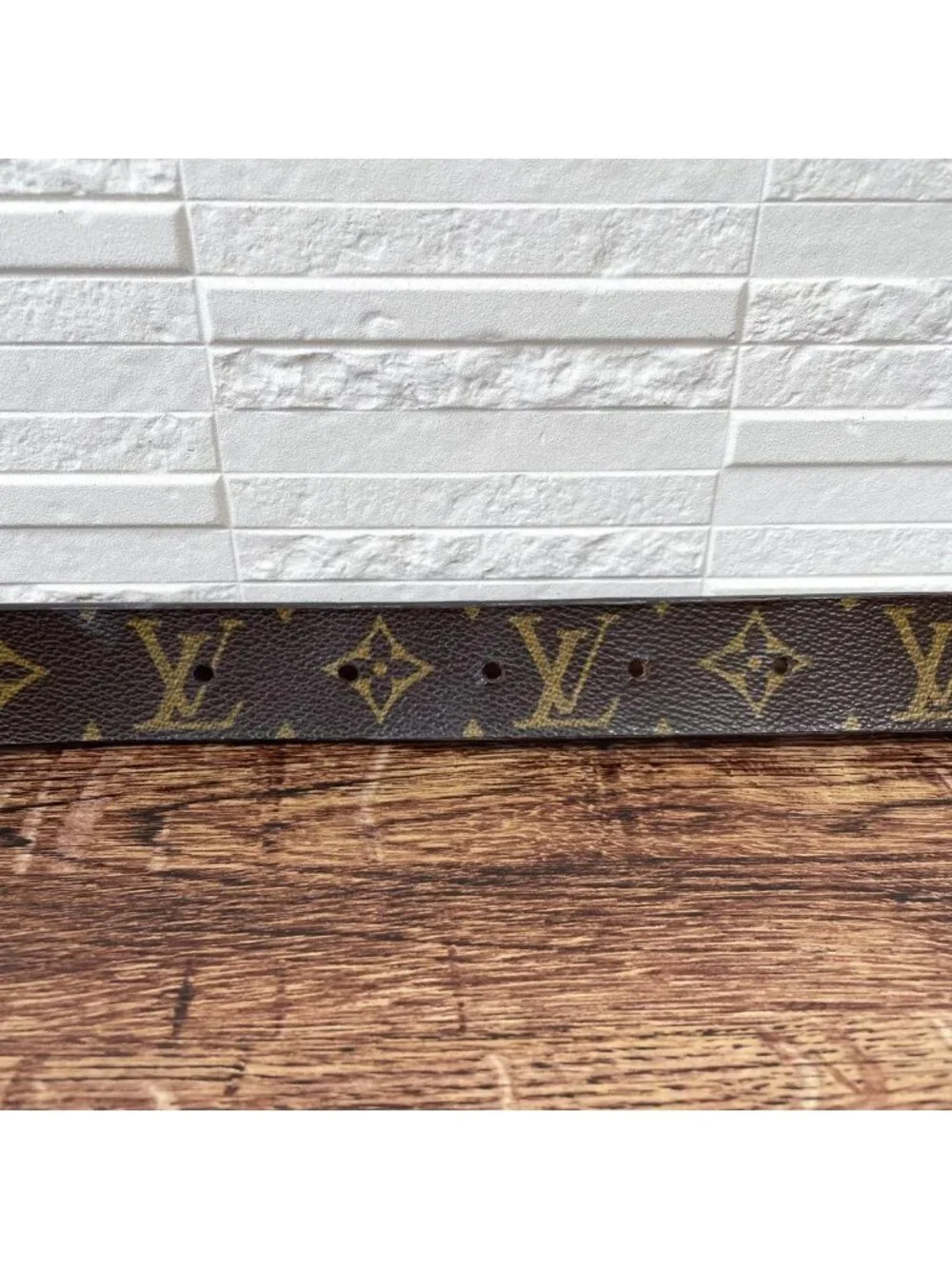 Louis Vuitton Leather Monogram Ceinture Belt Gold Brown